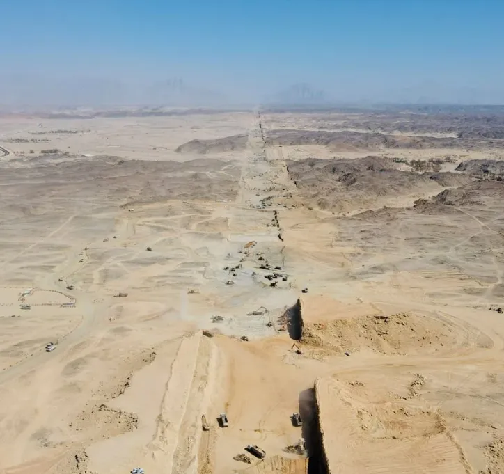 Tiết lộ hoạt động thi công "siêu thành phố" của Ả Rập Xê-út: dài 170km, không khí thải, không đường sá 