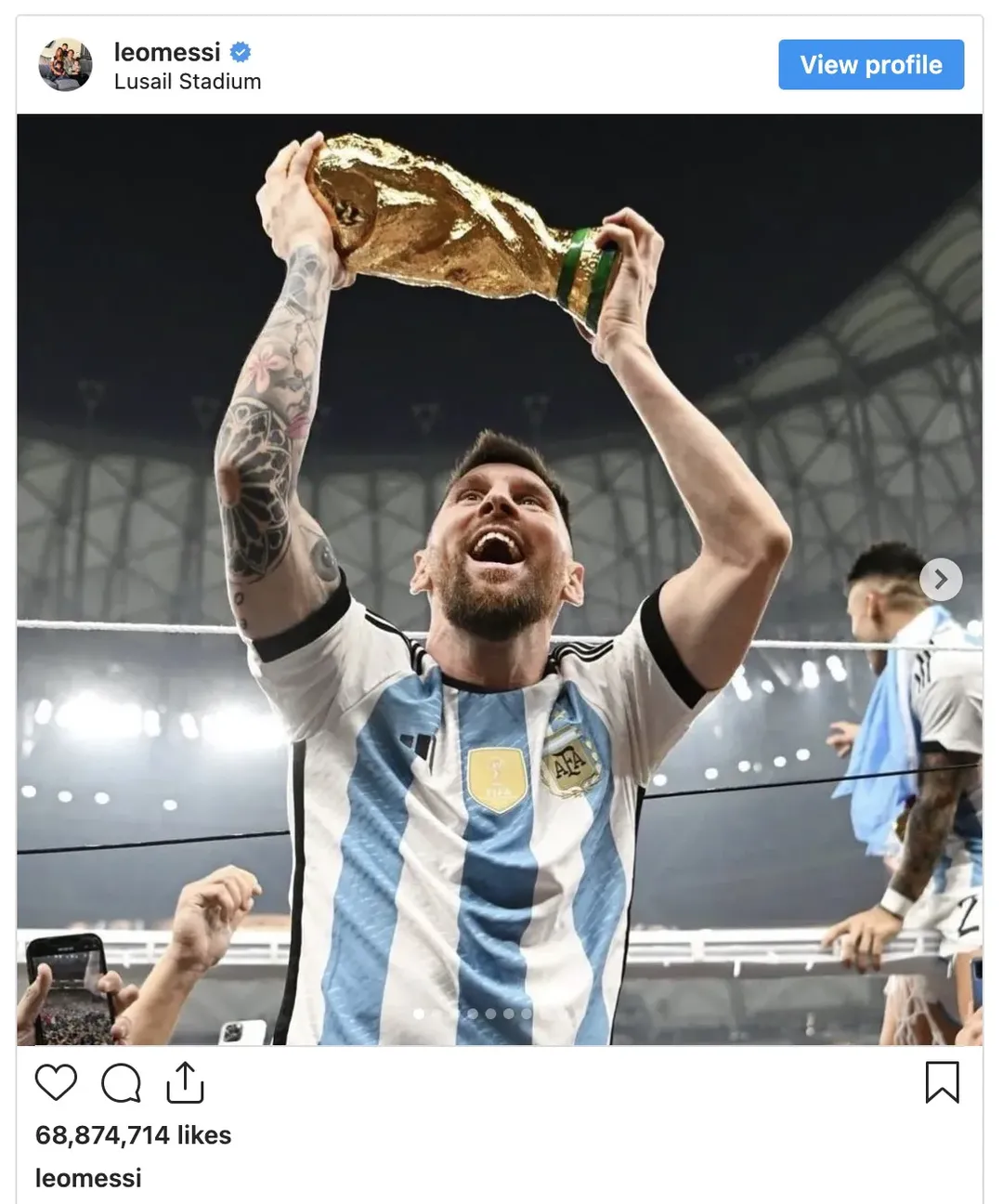 Lionel Messi đã đánh bại quả trứng trên Instagram 