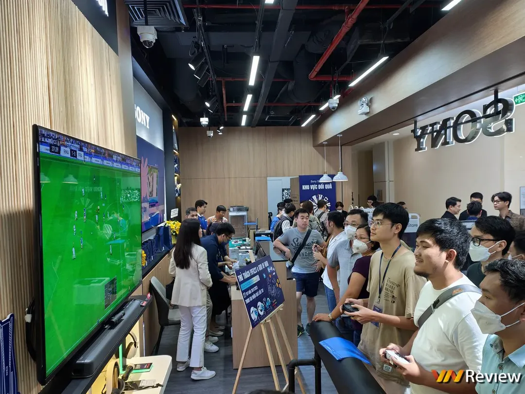 Sony vừa chính thức mở cửa hàng Sony Store đầu tiên tại Việt Nam, cơ hội trúng PS5 cho khách check-in