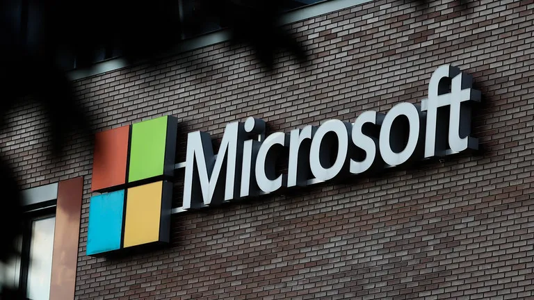 Microsoft: Tin tặc Trung Quốc theo dõi cơ sở hạ tầng quan trọng của Hoa Kỳ