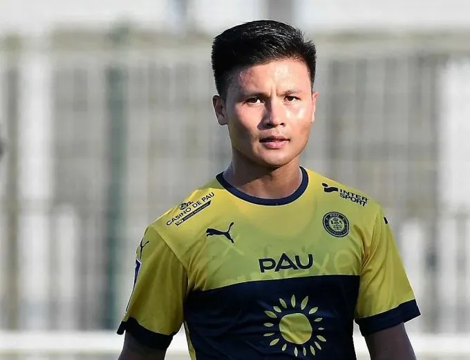 Chia tay Pau FC, Quang Hải nhiều khả năng về đá ở V-League