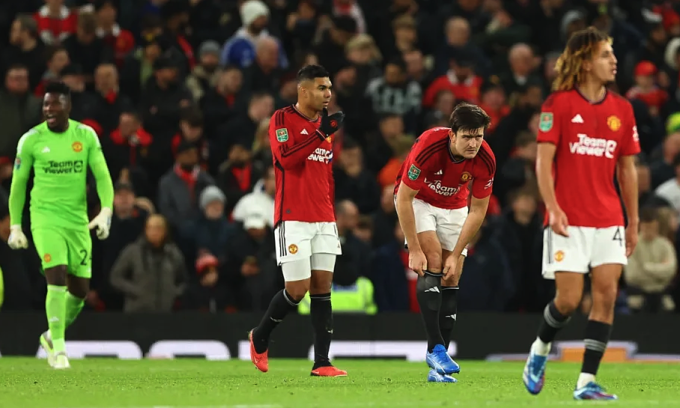 Man Utd thành cựu vương Cup Liên đoàn, sáng nay lên mạng thấy yên tĩnh hẳn