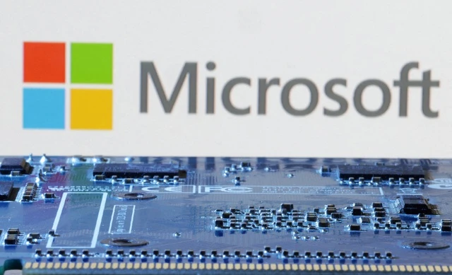 Microsoft lần đầu tiên vượt mốc 3.000 tỷ USD vốn hóa, tiếp tục mơ giấc mơ AI