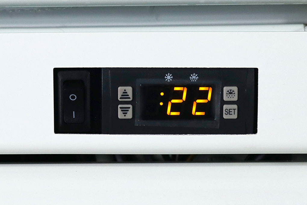 Điều chỉnh nhiệt độ tủ đông Alaska như thế nào? Cách điều chỉnh nhiệt độ tủ đông cực chuẩn