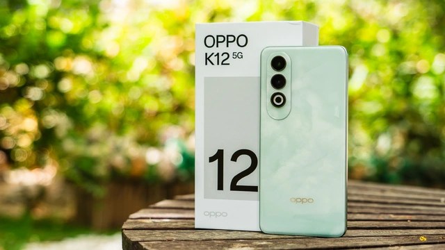 Oppo lại gây bất ngờ với mẫu điện thoại mới Oppo K12 chịu được lực ép tới 60Kg, dẫm đạp lên thoải mái vẫn dùng bình thường