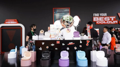 JBL “rải thảm” thị trường Việt Nam với loạt tai nghe mở Open-Ear: vừa nghe nhạc, vừa nghe cả thế giới