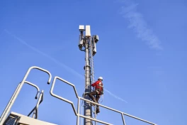 EU xem xét lệnh cấm Huawei trên toàn châu Âu