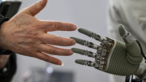 Chiến thuật của Mỹ và Trung trong cuộc “Chiến tranh Lạnh AI”