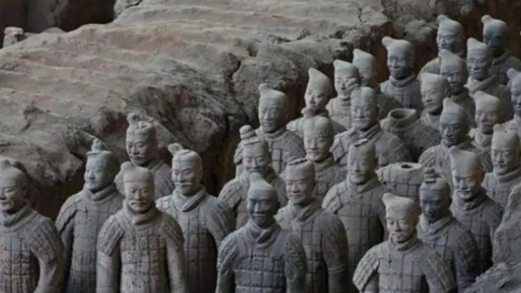 Tất cả thợ xây Lăng Tần Thủy Hoàng đều bị giết, sao Tư Mã Thiên lại biết được cấu trúc bên trong?