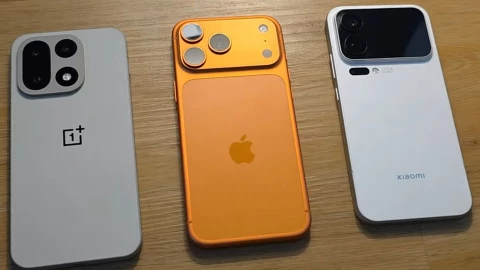 OnePlus 15 so kè thời lượng pin với iPhone 17 Pro Max và Xiaomi 17 Pro Max