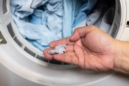Muốn mua máy sấy quần áo nhưng lại sợ làm bạc màu quần áo - phải làm sao?