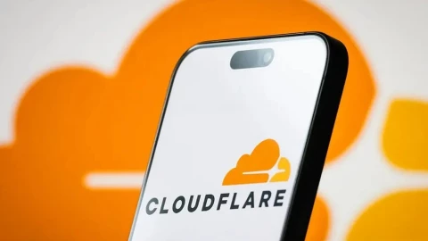 Sự cố Cloudflare: Vì sao một lỗi kỹ thuật có thể khiến hàng loạt website “đứng hình”?