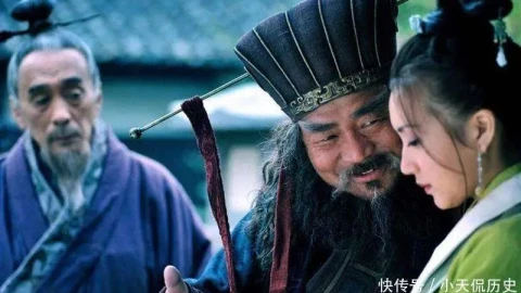 Điều gì đã xảy ra với hai nhân vật kiệt xuất nhìn ra Tào Tháo là bậc thiên tài?