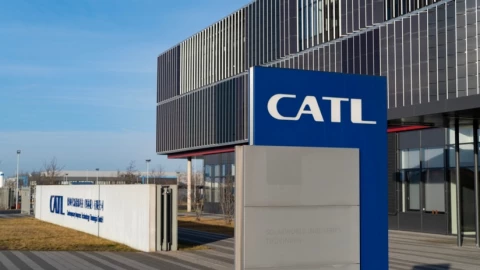 Catl đặt mục tiêu sản xuất pin rắn quy mô nhỏ vào năm 2027