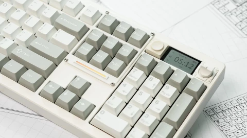 Chilkey ND104: Bàn phím cơ không dây đầy tính năng và ưu đãi keycap miễn phí