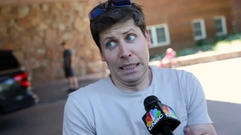 Điều ChatGPT luôn lo sợ đã đến: Gemini 3 đang thể hiện lợi thế lớn nhất so với OpenAI