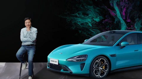 Lei Jun lên tiếng về an toàn ô tô Xiaomi giữa bão chỉ trích