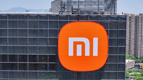 Vì sao cổ phiếu Xiaomi giảm mạnh dù lợi nhuận quý 3 tăng vọt 130%, ô tô bắt đầu có lãi?