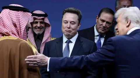 Elon Musk: 'Tiền sẽ không còn quan trọng'