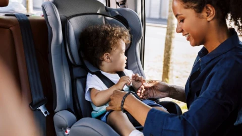 Các tiêu chuẩn chứng nhận chất lượng ghế trẻ em trên ô tô
