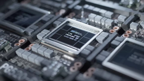 Mỹ nghĩ lại việc xuất khẩu chip AI H200 sang Trung Quốc