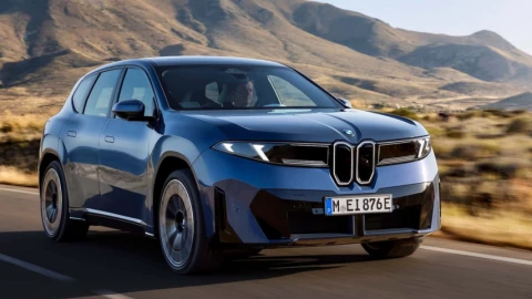 BMW iX3: Ra mắt công nghệ pin mới với khả năng di chuyển 900+ km chỉ sau 10 phút sạc!