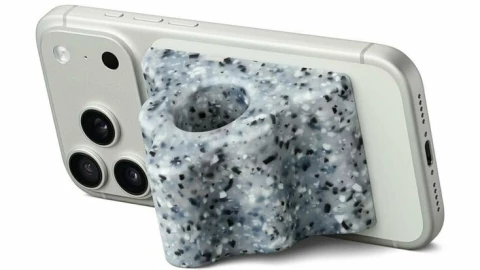 Phụ kiện tay cầm kiêm giá đỡ iPhone giá tới 1,8 triệu đồng của Apple lại "cháy hàng" chỉ sau một đêm