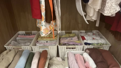 Kinh nghiệm để tủ quần áo luôn gọn gàng
