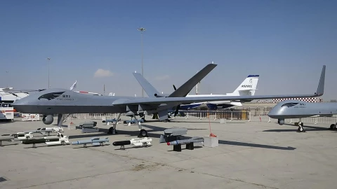 Trung Quốc công bố máy bay không người lái chống tàu ngầm tự động "đầu tiên trên thế giới": nó được cho là săn tàu ngầm