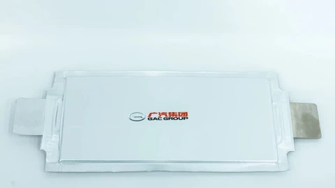 Công ty Trung Quốc đầu tiên thử nghiệm sản xuất hàng loạt pin thể rắn hoàn toàn