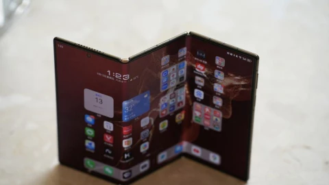 iPhone Fold chưa kịp ra thì xu hướng màn hình gập đang dần phai nhạt