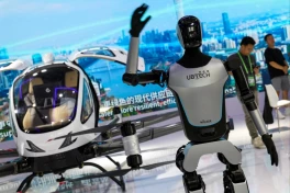 Trung Quốc triển khai robot hình người tại các cửa khẩu biên giới với Việt Nam