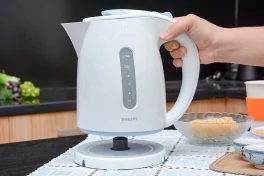 Lưu ý khi sử dụng ấm đun nước nếu không muốn "ăn nhựa" vào người