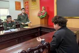 Bi hài chuyện người đàn ông chuyển cuộc gọi “đòi nợ” sang cho... Bộ Công an nghe hộ