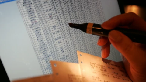 Trung Quốc: Hơn 20 thành phố đã tạm dừng hoặc điều chỉnh trợ cấp quốc gia cho ô tô điện