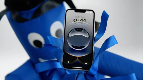 iPhone 17e giá rẻ của Apple sẽ dùng màn hình Trung Quốc, sản xuất "cầm chừng"