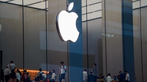 Chuyện gì đang xảy ra vậy: tại sao hàng loạt giám đốc điều hành ồ ạt rời bỏ Apple?