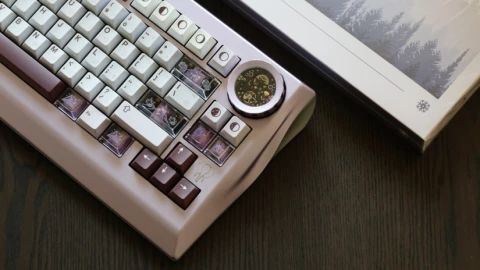 "Lắc mắt" với bàn phím cơ nặng gần 9kg có cả đồng hồ tourbillion siêu tỉ mỉ