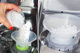 Làm thế nào phân biệt muối ăn và muổi rửa bát mà không phải nếm?