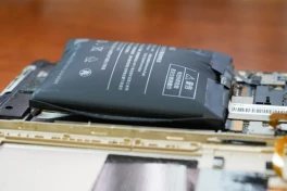 Pin điện thoại Xiaomi dùng được bao lâu thì có nguy cơ bị phồng?