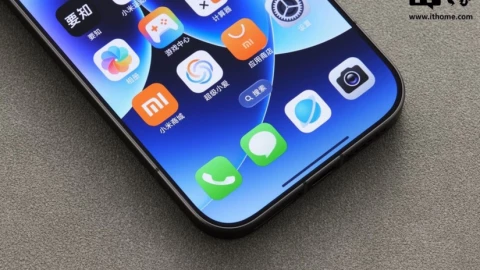 TrendForce: RAM 12GB sẽ biến mất trên smartphone tầm trung 2026