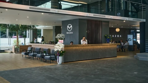 Madza ra mắt showroom flagship đầu tiên tại Việt Nam, khác gì showroom bình thường