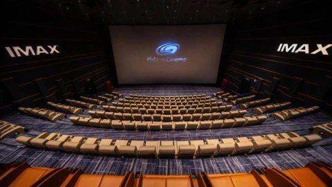 Hà Nội vừa xuất hiện rạp phim trang bị công nghệ IMAX With Laser, dùng hẳn màn hình Samsung Onyx Cinema LED, không cần máy chiếu