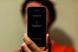 iPhone doanh thu kỷ lục nhưng trải nghiệm người dùng đang ở mức báo động