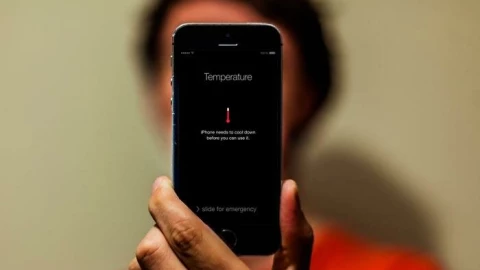 iPhone doanh thu kỷ lục nhưng trải nghiệm người dùng đang ở mức báo động