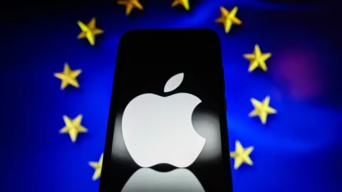Apple bị lên thớt! Là công ty công nghệ đầu tiên vi phạm quy định của châu Âu