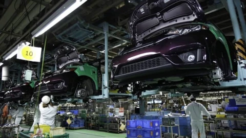 Honda đối mặt với nguy cơ phải tạm dừng sản xuất ô tô