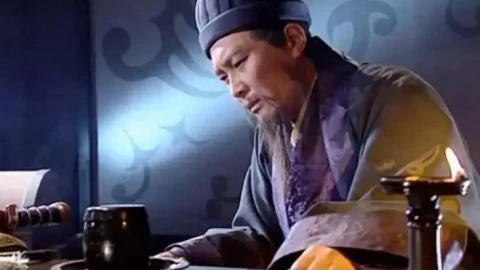 Trước khi Gia Cát Lượng chết, A Đẩu đã hỏi một câu khiến Gia Cát Lượng giật mình