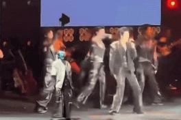 Trung Quốc vừa có màn trình diễn robot hình người khiến Elon Musk cũng phải thốt lên khen