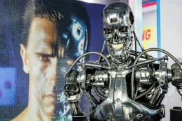 Robot hình người tích hợp ChatGPT nổ súng vào người dùng sau khi bị "thao túng tâm lý"